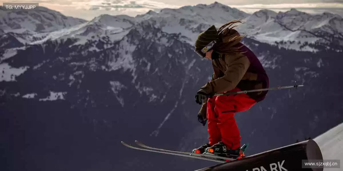 🎮电竞周边集结，释放指尖的力量！